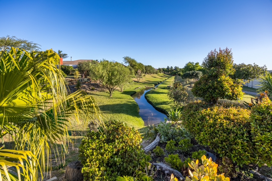 2 Bedroom Property for Sale in Sonstraal Heights Western Cape